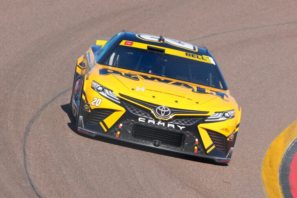 NASCAR Phoenix Auto Racing